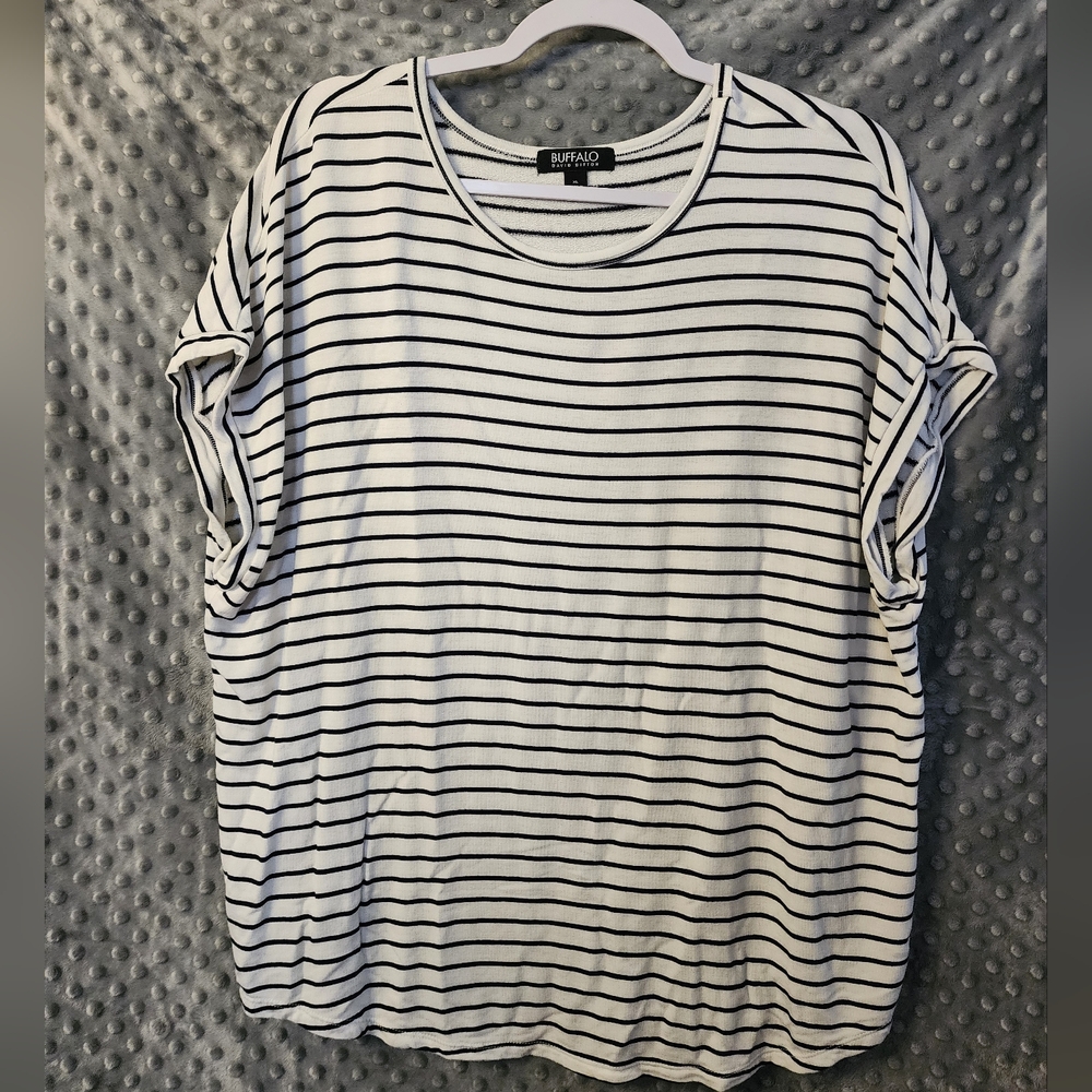 Buffalo Striped Crop Sleeve Top XL NWOT